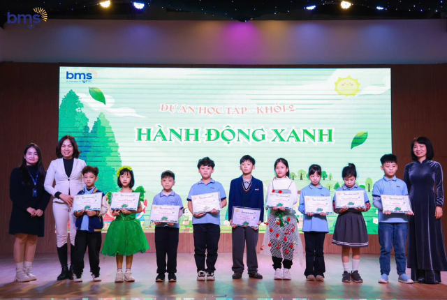 BMSers Khối 2 chung tay thực hiện dự án bảo vệ môi trường từ những điều nhỏ nhất