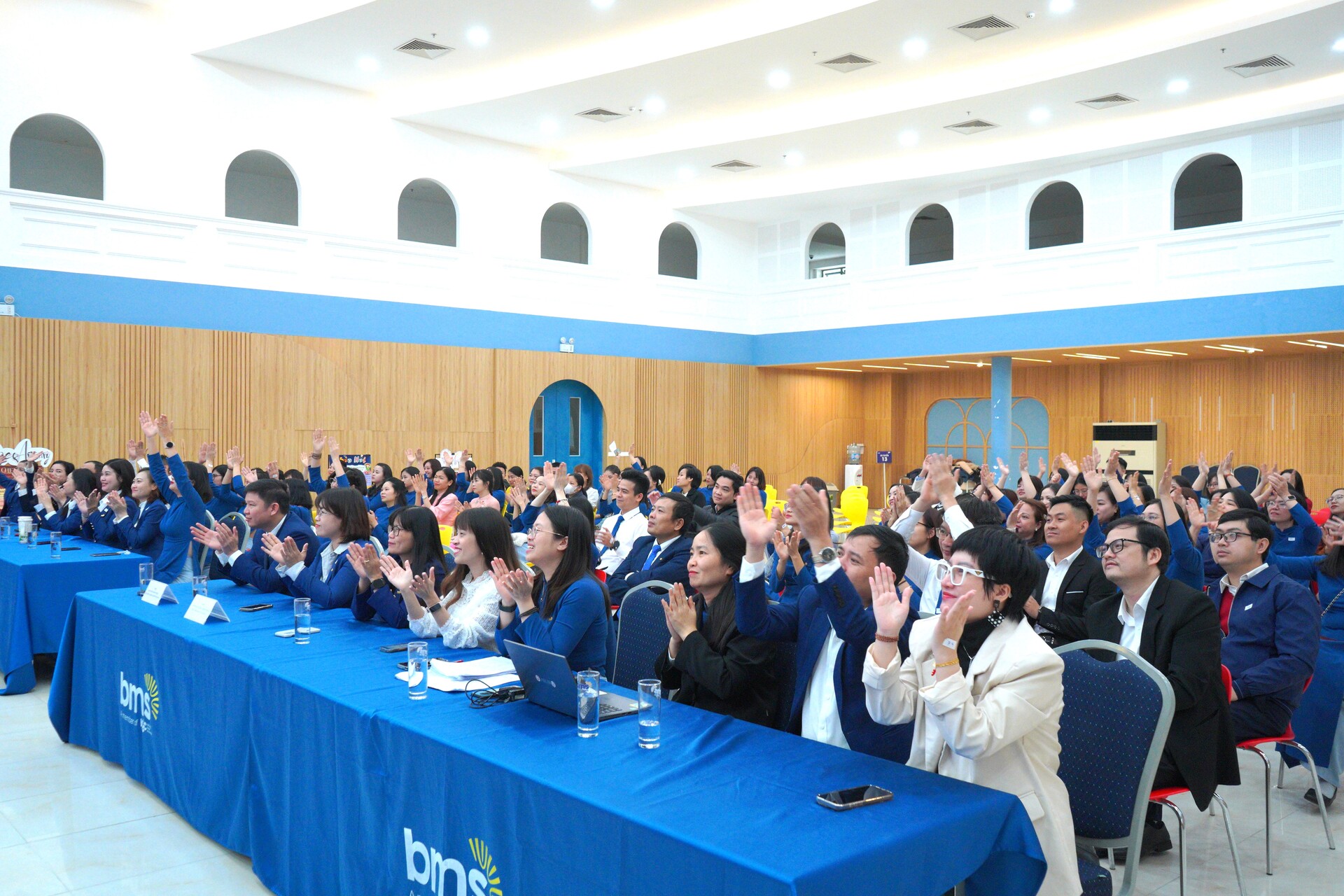 Trường THCS - THPT Ban Mai tổ chức thành công hội nghị sơ kết niên độ và định hướng 6 tháng cuối năm 2024 - 2025