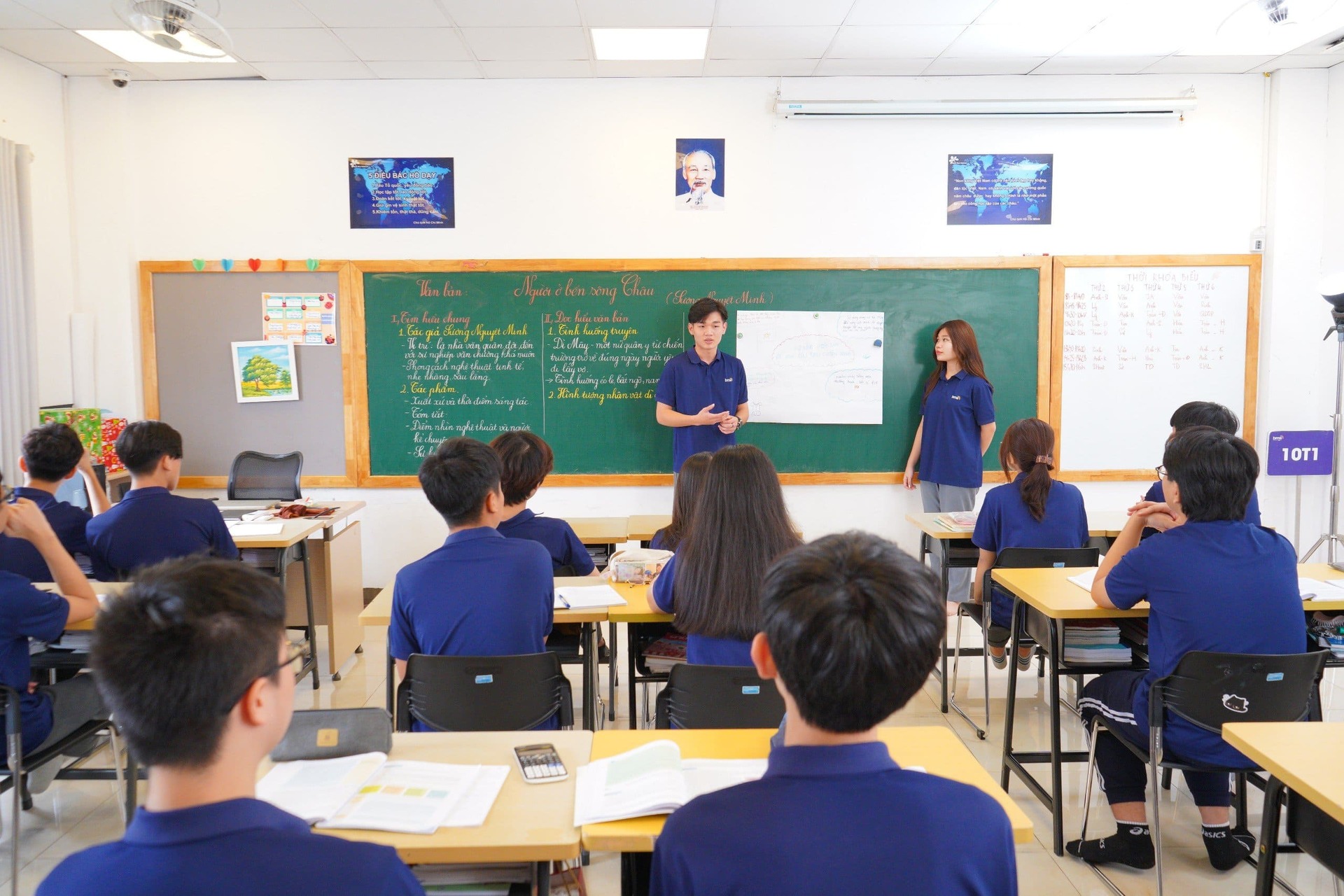 Giáo viên Trường THPT Ban Mai tham gia nhận định đề thi tốt nghiệp THPT 2024