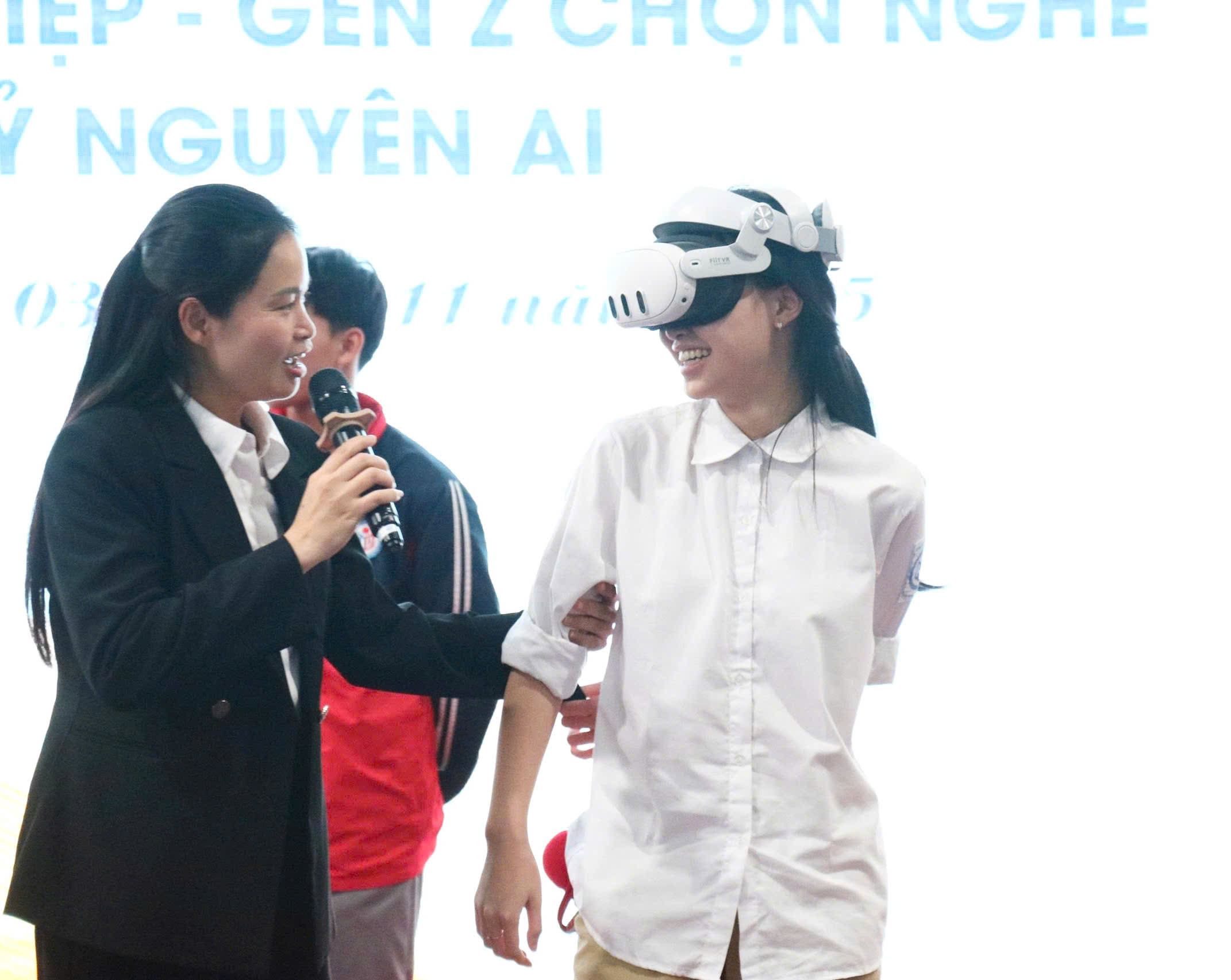 Tư vấn hướng nghiệp – Gen Z chọn nghề trong kỷ nguyên AI
